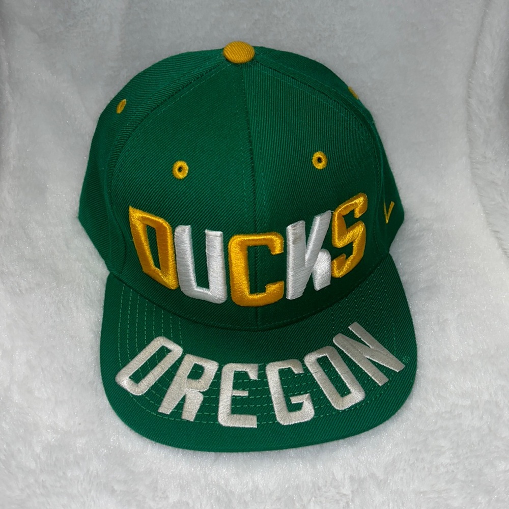 Oregon ducks snap back hat